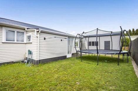 Photo of property in 28 Celia Street, Stratford, 4332