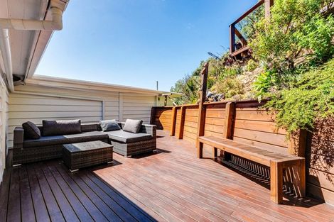 Photo of property in 62 Evans Bay Parade, Roseneath, Wellington, 6021