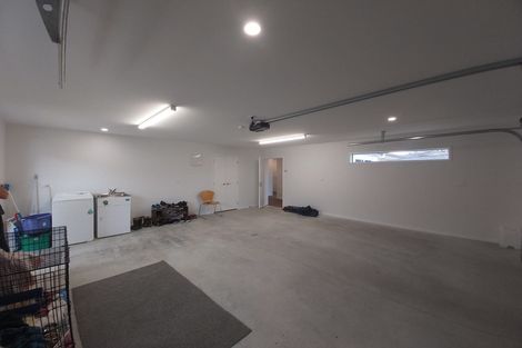 Photo of property in 371e Mangorei Road, Merrilands, New Plymouth, 4312