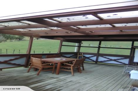 Photo of property in 32 Pencarrow Crescent, Wainuiomata, Lower Hutt, 5014