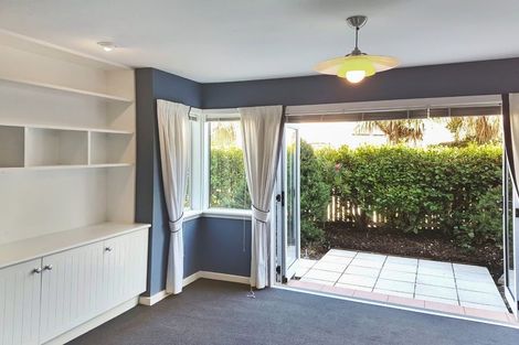 Photo of property in 11 Enticott Place, Huntsbury, Christchurch, 8022