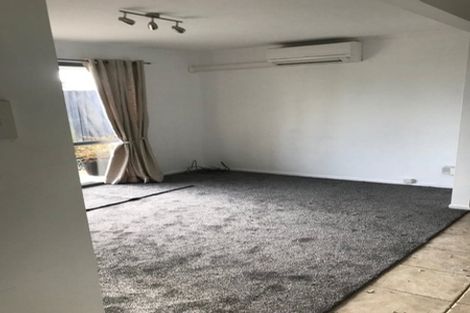 Photo of property in 4/2b Queensway, Three Kings, Auckland, 1024
