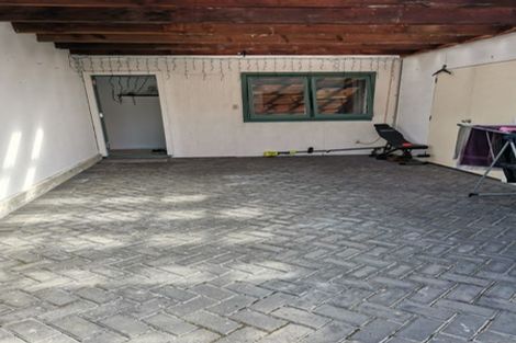 Photo of property in 39 Sandspit Road, Cockle Bay, Auckland, 2014