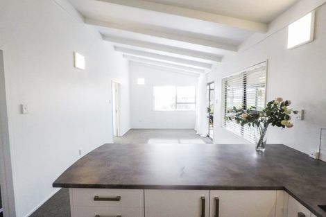 Photo of property in 10 Stuart Place, Blagdon, New Plymouth, 4310