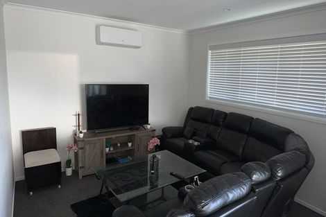 Photo of property in 6 Friesian Way, Papamoa, 3118