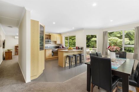 Photo of property in 13c Peterhouse Street, Tawa, Wellington, 5028