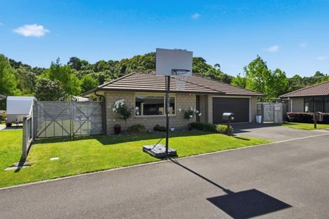 Photo of property in 11 Barometer Way, Pyes Pa, Tauranga, 3112