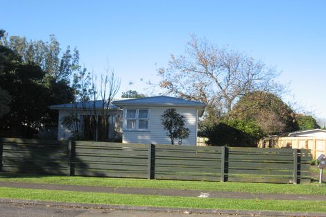 Photo of property in 10 Harrow Place, Manurewa, Auckland, 2102
