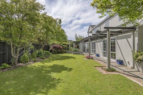 Photo of property in 28 Witbrock Crescent, Burnside, Christchurch, 8053