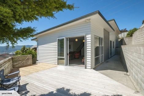 Photo of property in 154a Tirohanga Road, Tirohanga, Lower Hutt, 5010