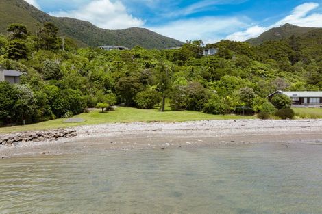Photo of property in 61 Hope Drive, Okiwi Bay, 7193