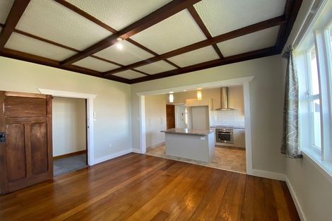 Photo of property in 3 High Street West, Waitara, 4320