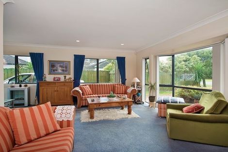 Photo of property in 20 Gransna Lane, East Tamaki, Auckland, 2013