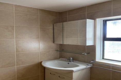 Photo of property in 17 Cosgrave Road, Papakura, 2110