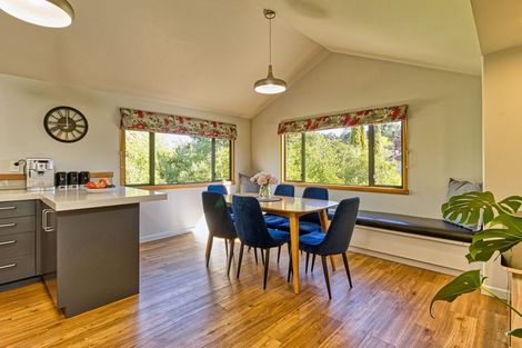 Photo of property in 2 Ritchie Place, Havelock North, 4130