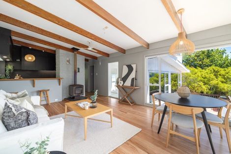 Photo of property in 23 Te Ara Crescent, Diamond Harbour, Lyttelton, 8971