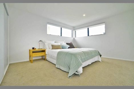 Photo of property in 15 Carder Court, Hobsonville, Auckland, 0618