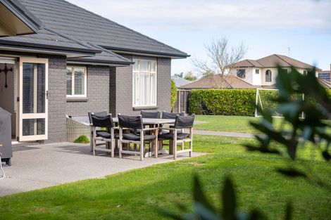 Photo of property in 47 The Esplanade, Huntington, Hamilton, 3210