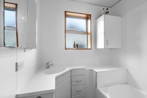 Photo of property in 148 Morton Street, Strathern, Invercargill, 9812