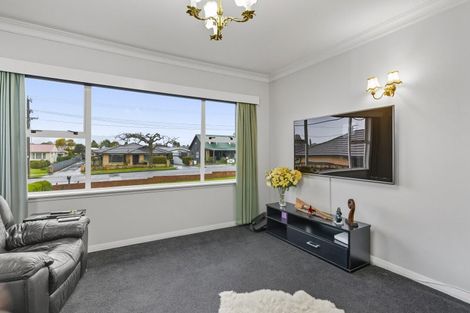 Photo of property in 127 Winchester Street, Levin, 5510