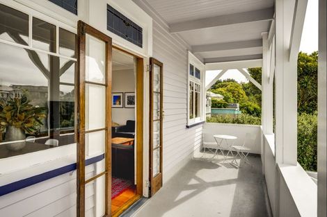 Photo of property in 11a Colenso Avenue, Hospital Hill, Napier, 4110