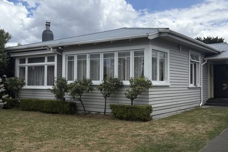 Photo of property in 111 Duchess Crescent, Mayfair, Hastings, 4122