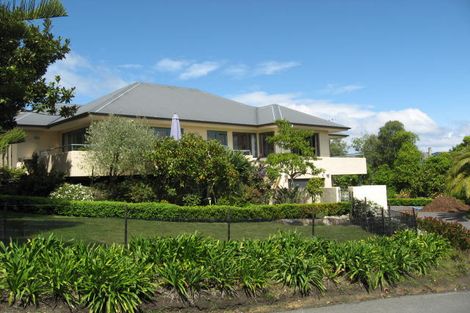 Photo of property in 52 Tosswill Road, Tahunanui, Nelson, 7011