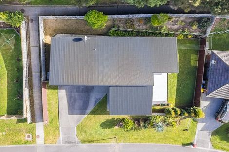 Photo of property in 11 Banks Boulevard, Whitby, Porirua, 5024