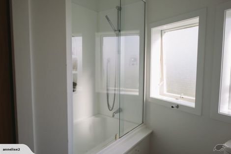 Photo of property in 1/33-35 Teal Crescent, Beach Haven, Auckland, 0626