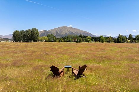 Photo of property in 24 Lachlan Avenue, Hawea Flat, Lake Hawea, 9382