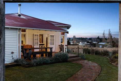 Photo of property in 8 Garden Street, Lumsden, 9730