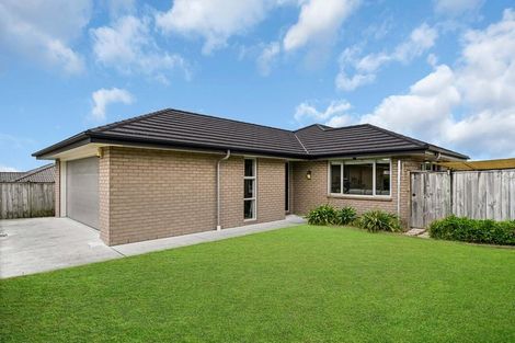 Photo of property in 21 Parkgrove Crescent, Pokeno, 2402