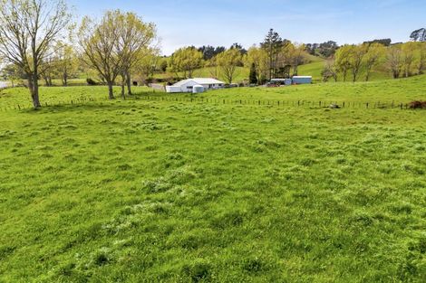 Photo of property in 32 Davis Road, Waiongana, Inglewood, 4389