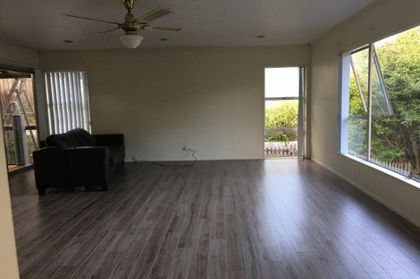 Photo of property in 96 Mountbatten Avenue, Hillcrest, Auckland, 0627