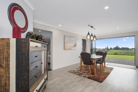Photo of property in 43 Norm Freeman Drive, Te Puke, 3119