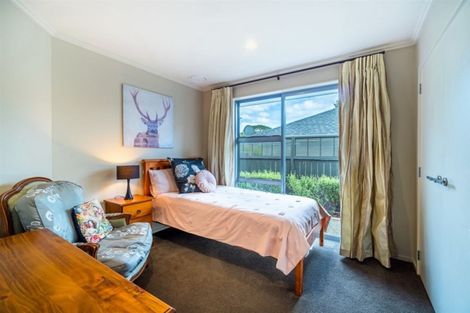 Photo of property in 109 Aberley Road, Schnapper Rock, Auckland, 0632