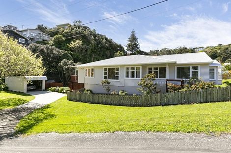 Photo of property in 1 Melrose Road, Island Bay, Wellington, 6023