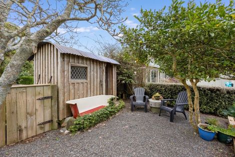 Photo of property in 5 Bosworth Street, Egmont Village, 4372