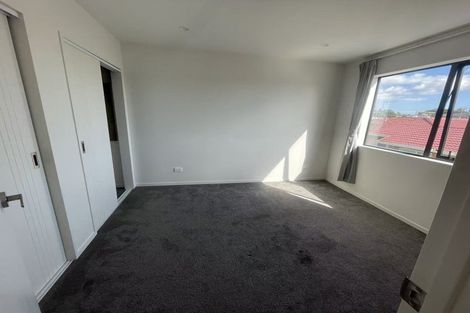 Photo of property in 1/63 Cambridge Terrace, Papatoetoe, Auckland, 2025