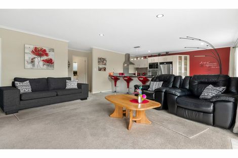 Photo of property in 25 Kedge Drive, Mangawhai, 0505