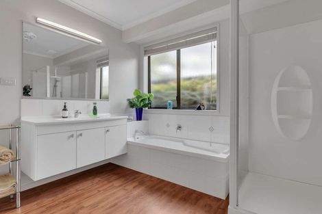 Photo of property in 45 Gibson Place, Papamoa Beach, Papamoa, 3118