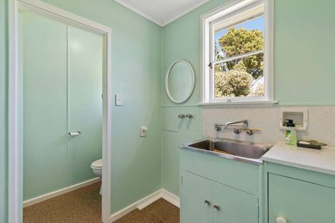 Photo of property in 3205 South Head Road, South Head, Helensville, 0874