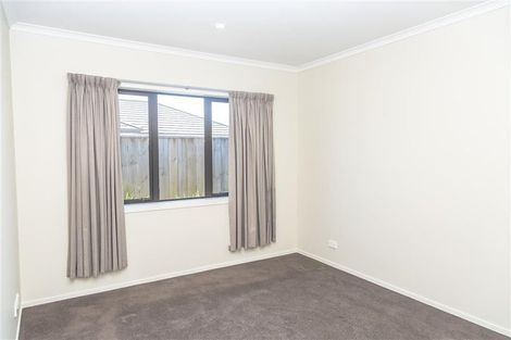 Photo of property in 11 Feist Street, Carterton, 5713