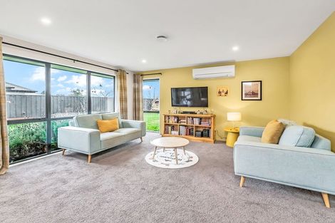 Photo of property in 43 Chris Drive, Rolleston, 7614