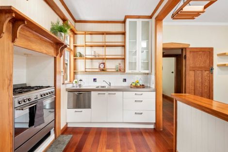 Photo of property in 13 Townsend Road, Miramar, Wellington, 6022