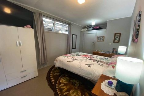 Photo of property in 129 Bridge Street, Eltham, 4322