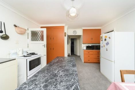 Photo of property in 39 Aberdeen Avenue, Takaro, Palmerston North, 4412