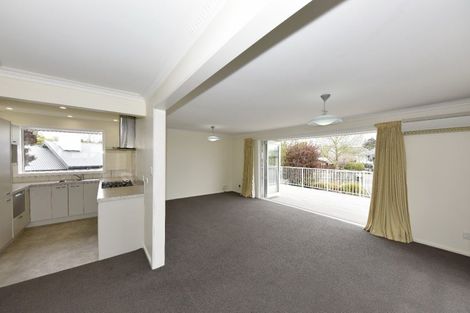 Photo of property in 1/14a Garreg Road, Fendalton, Christchurch, 8052