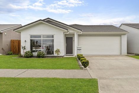 Photo of property in 92 Popokatea Drive, Takanini, 2112