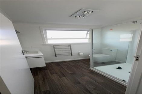 Photo of property in 28 Cubitt Street, Blenheim, 7201